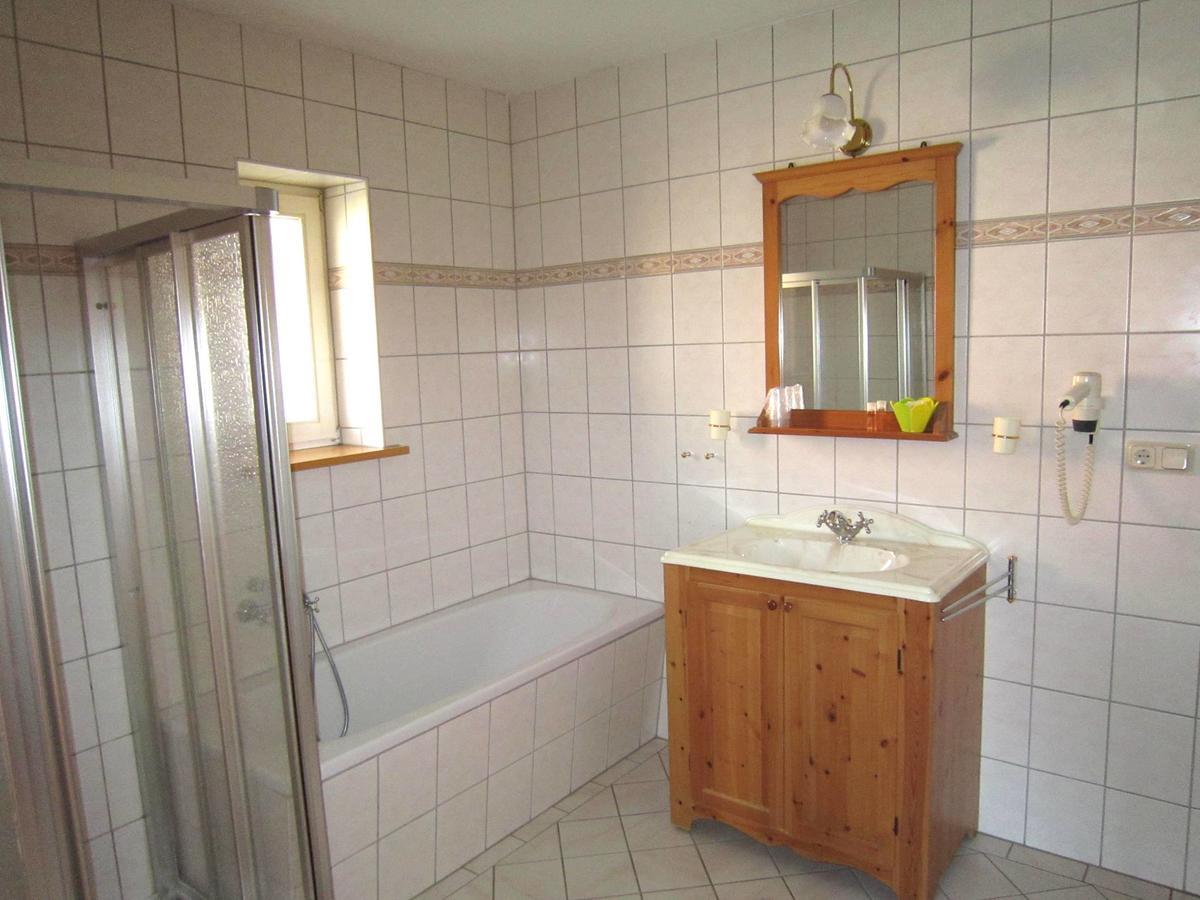 Ferienappartments Kirchhof Sallmannshausen Dış mekan fotoğraf
